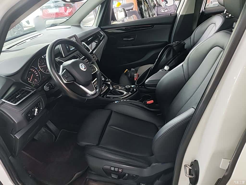 BMW 2 Series, 2018 8