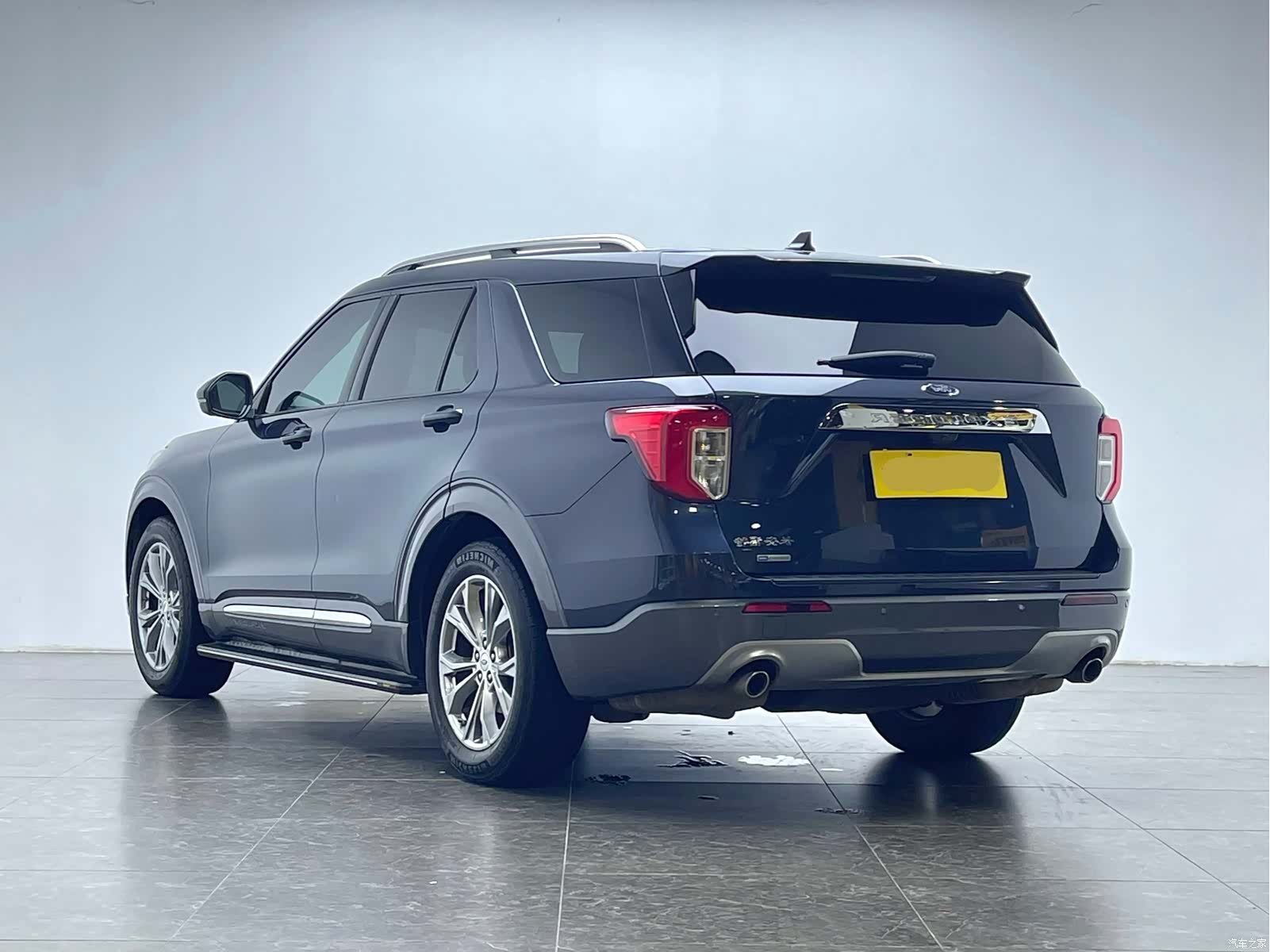 Ford Explorer, 2021 21