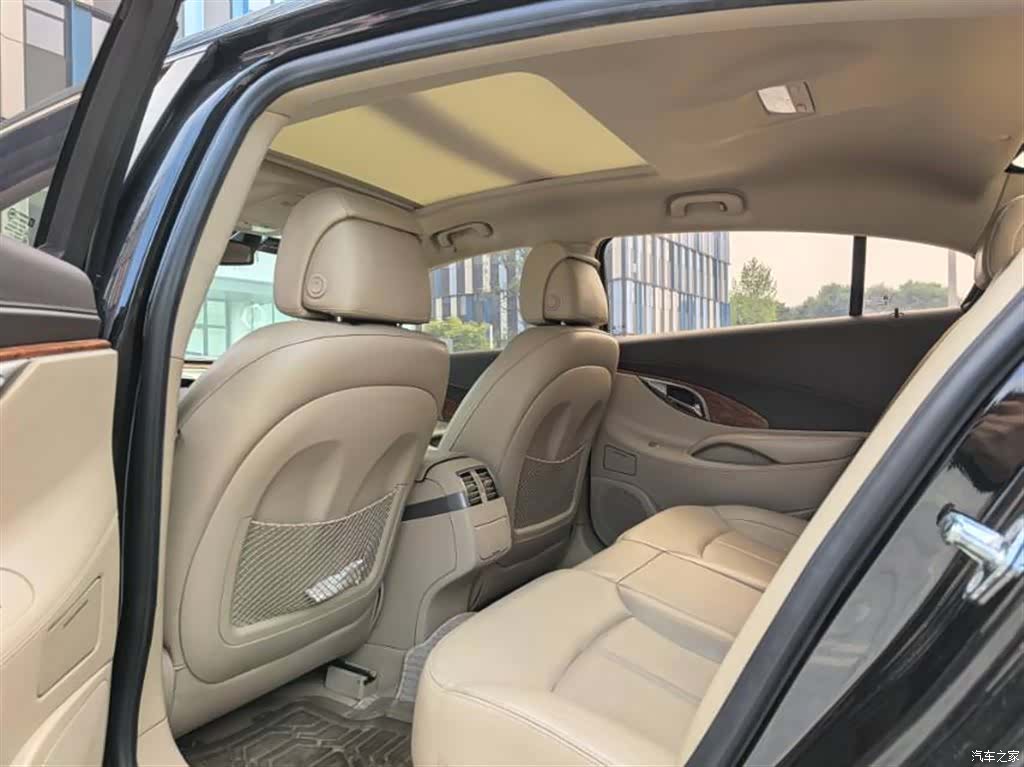 Buick LaCrosse, 2009 4