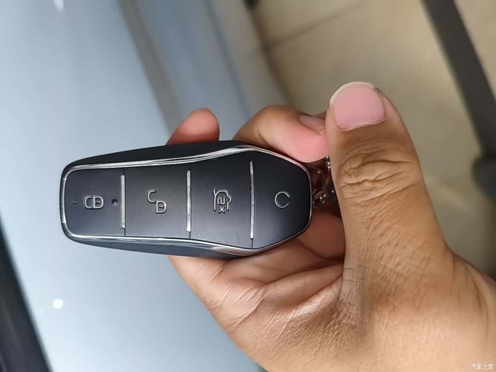 BYD Dolphin, 2021 9