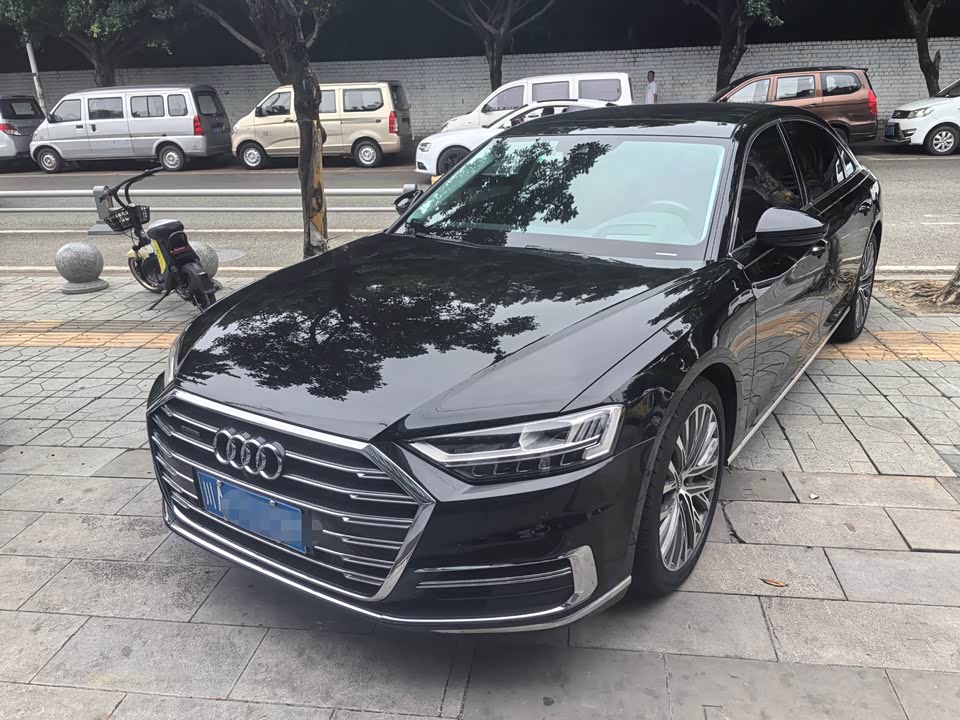 Audi A8