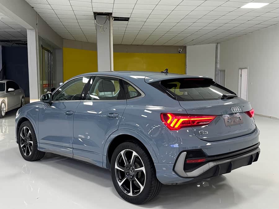 Audi Q3 Sportback 2023, фото 7