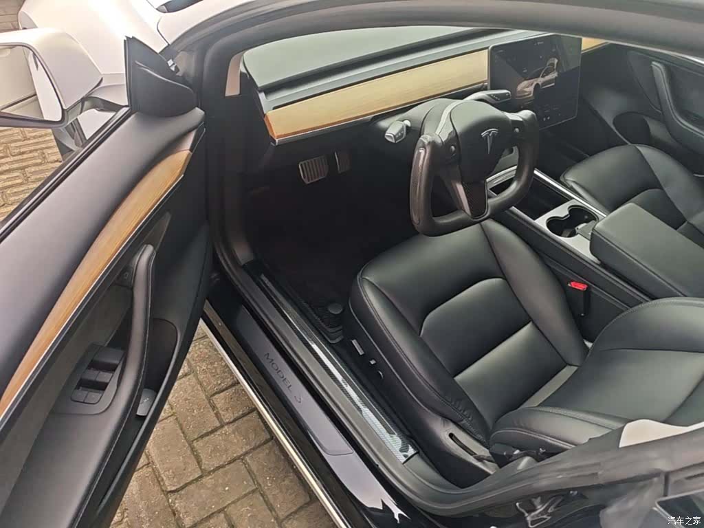 Tesla Model 3, 2022 16