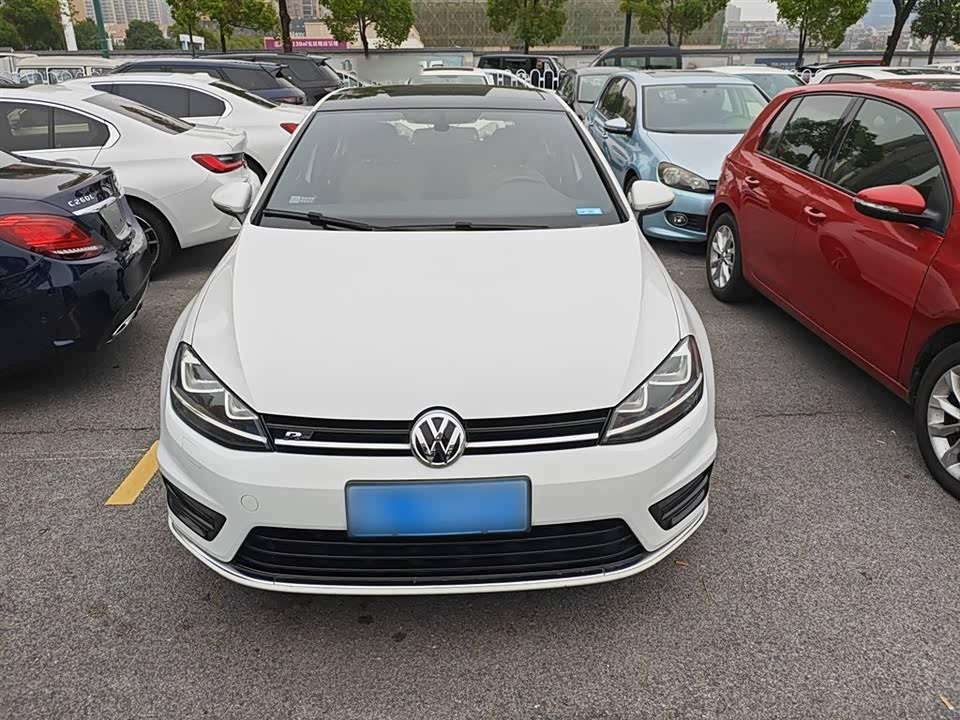 Volkswagen golf