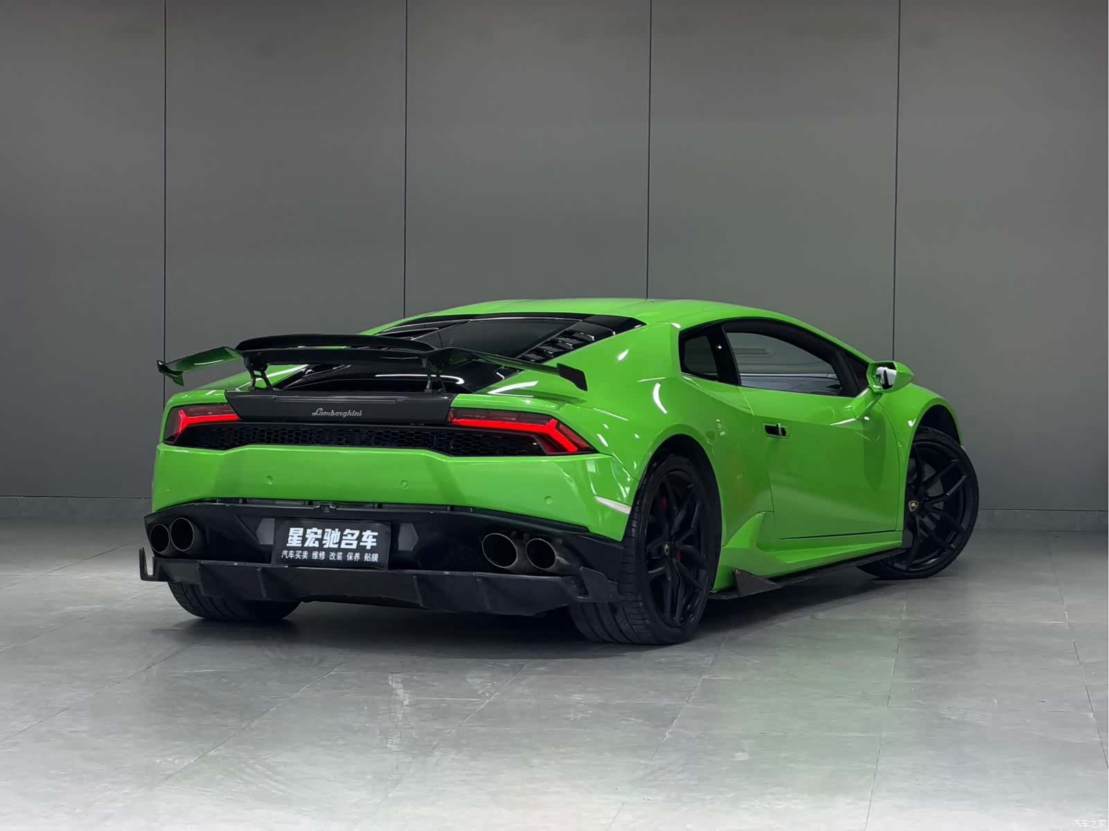 Lamborghini Huracán, 2015 все фото