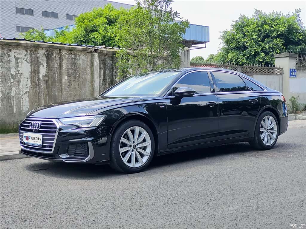 Audi A6L, 2022 1