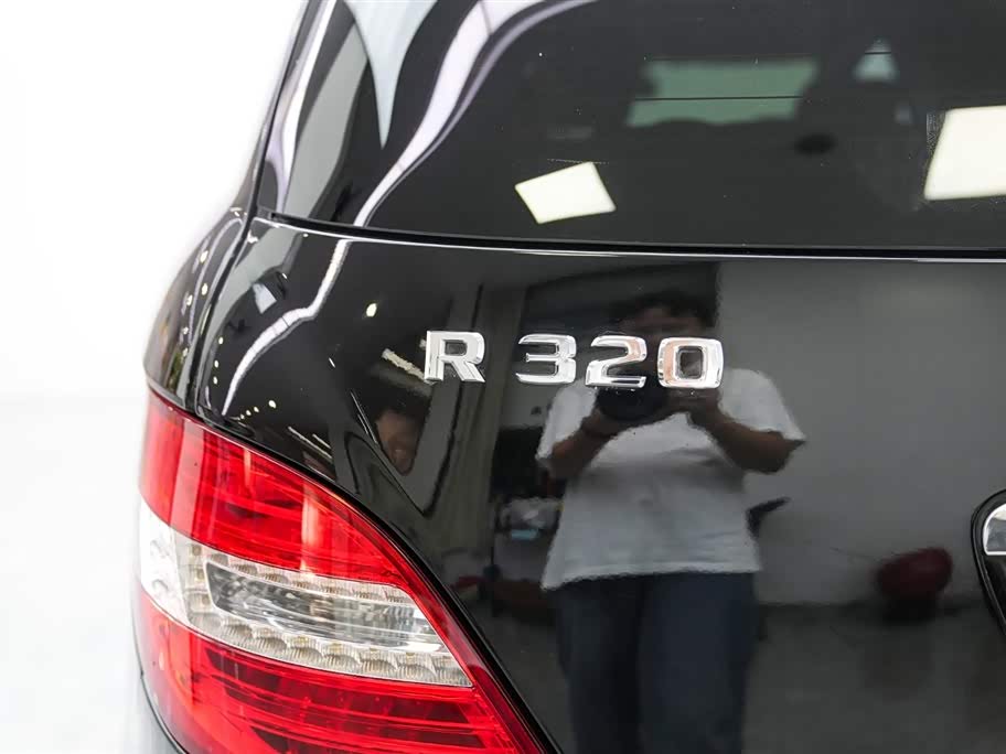 Mercedes-Benz R-class