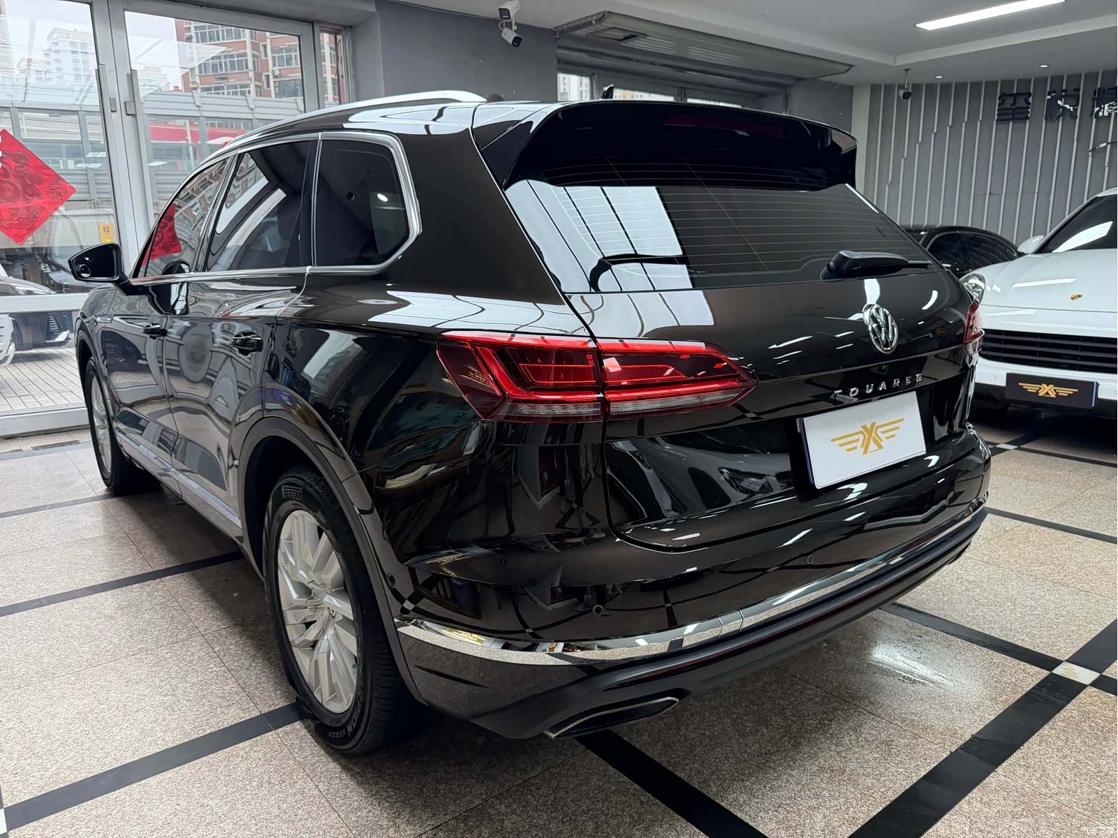 Volkswagen Touareg, 2019 все фото