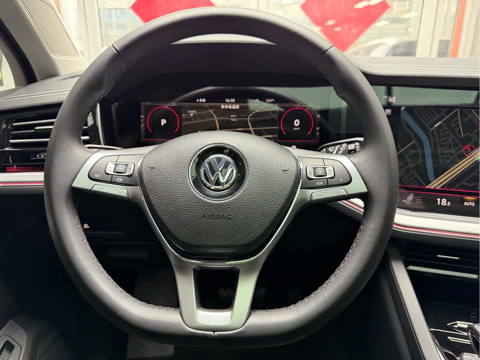 Volkswagen Touareg, 2019 19