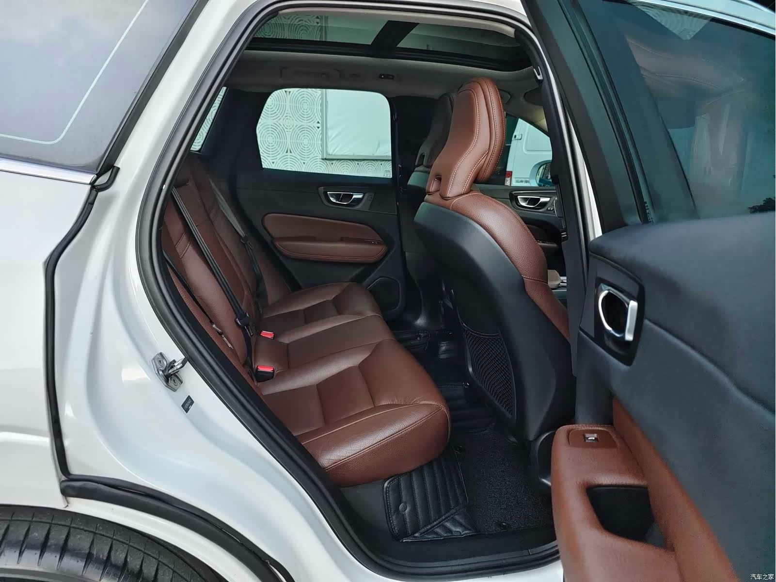 Volvo XC60, 2020 15