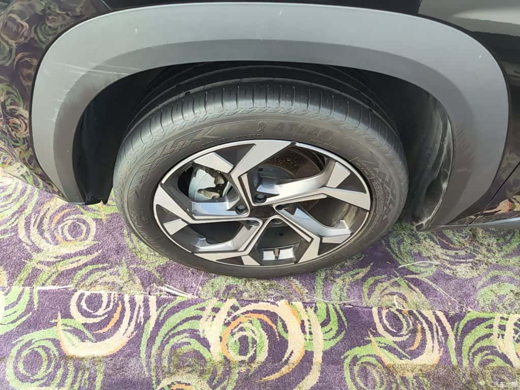 Geely Boyue, 2024 23