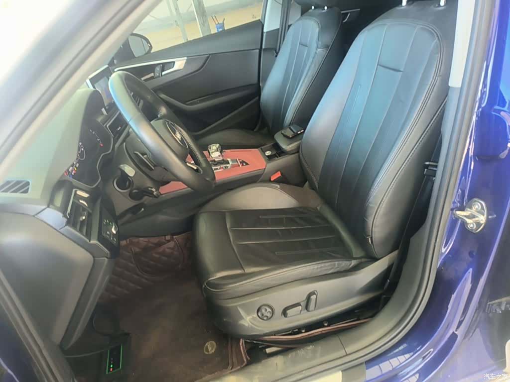 Audi A4L, 2019 15