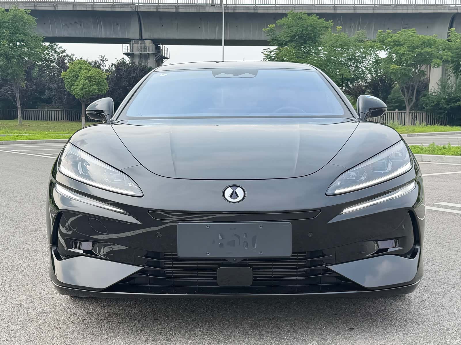 Denza Z9, 2025 2