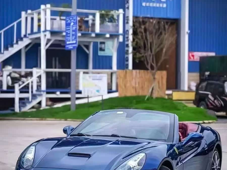 Ferrari California T 2013, фото 1