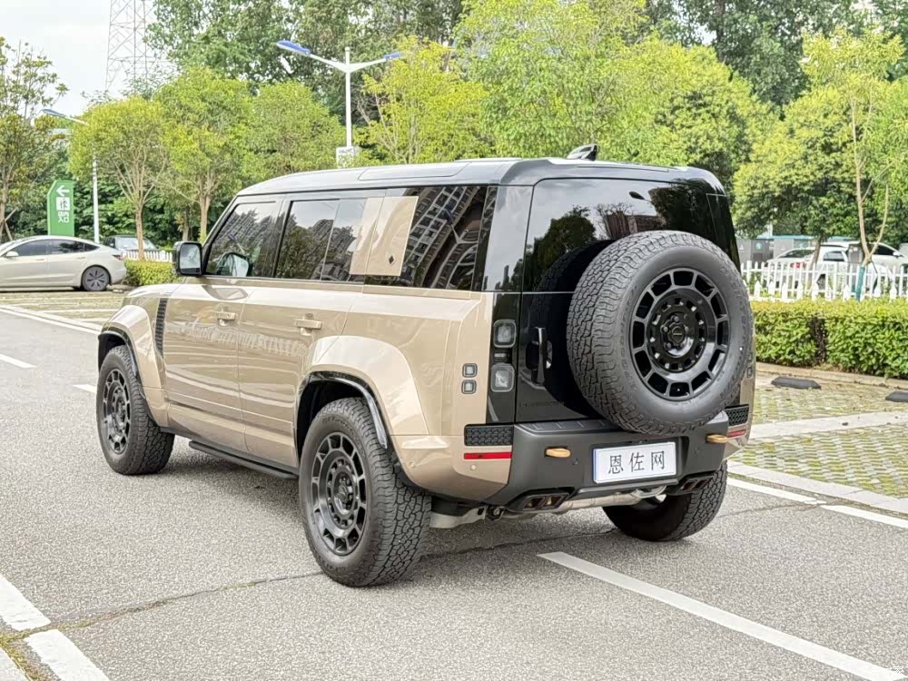 Land Rover Defender, 2026 34