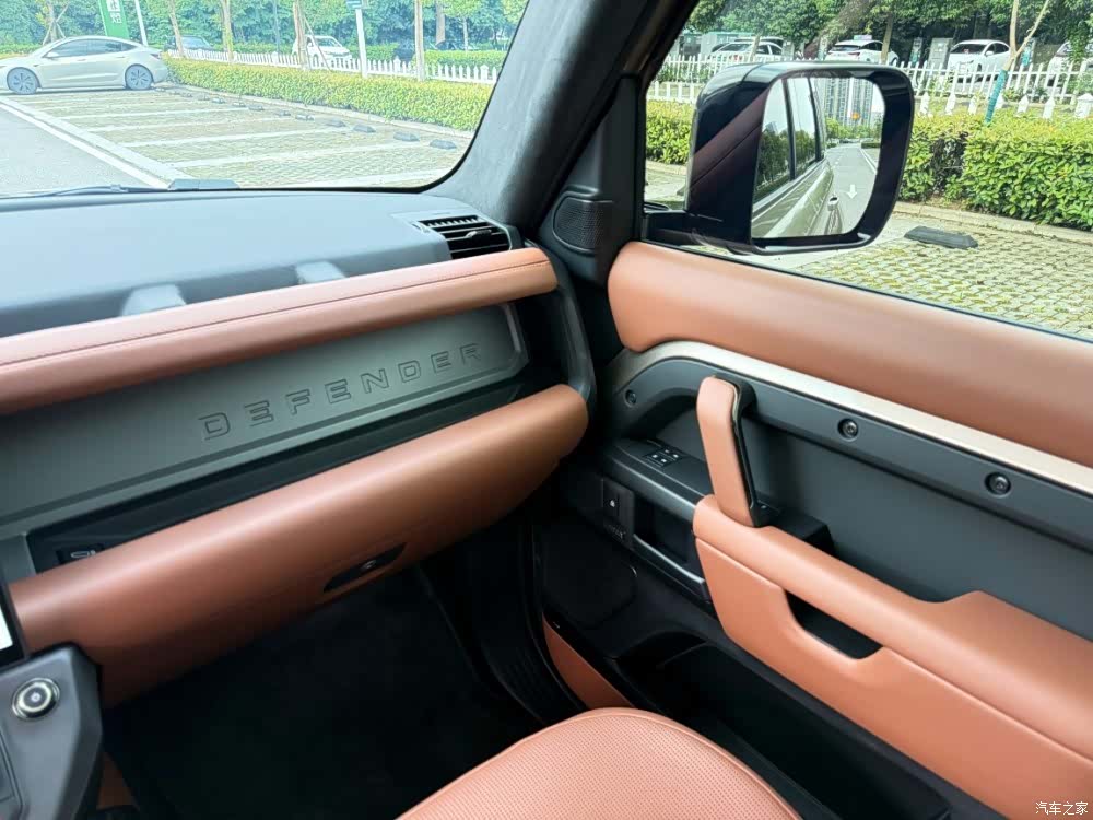 Land Rover Defender, 2026 20