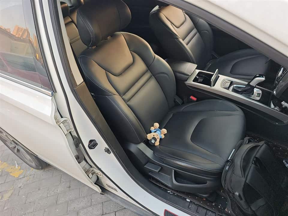 Luxgen Excellent 6 SUV