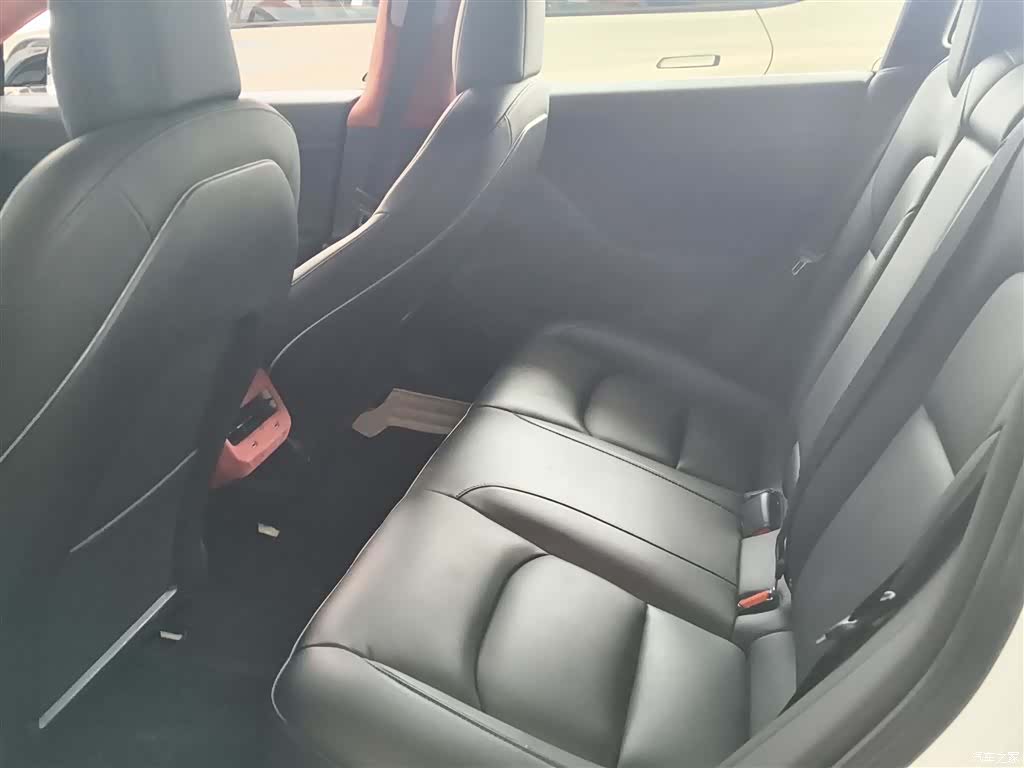 Tesla Model 3, 2021 17