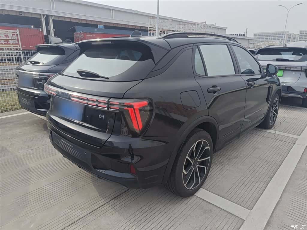 Lynk & Co 01, 2023 все фото