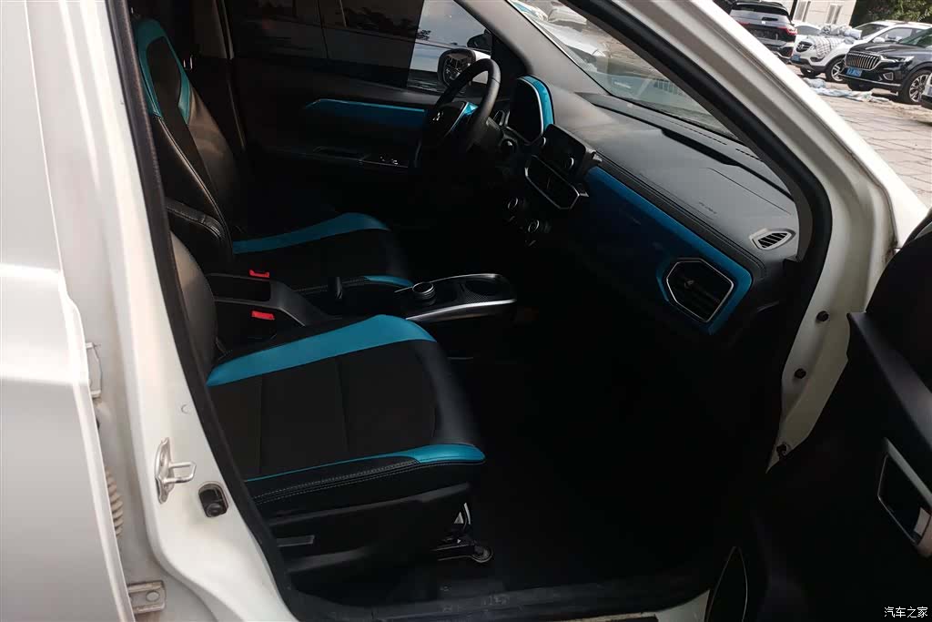 BAIC EC3, 2021 7