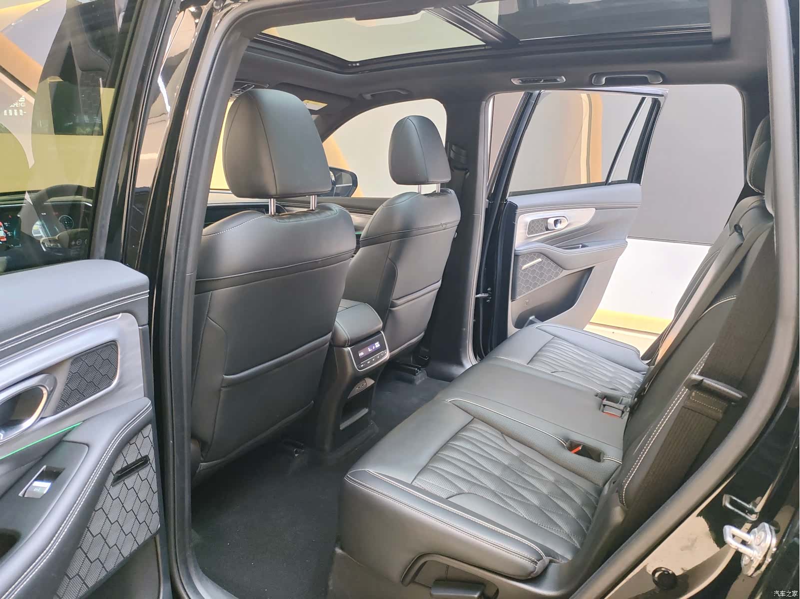 Trumpchi GS8, 2023 11