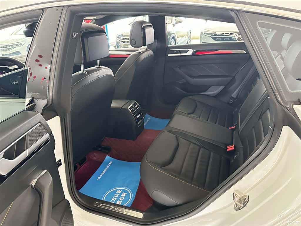 Volkswagen CC, 2025 28