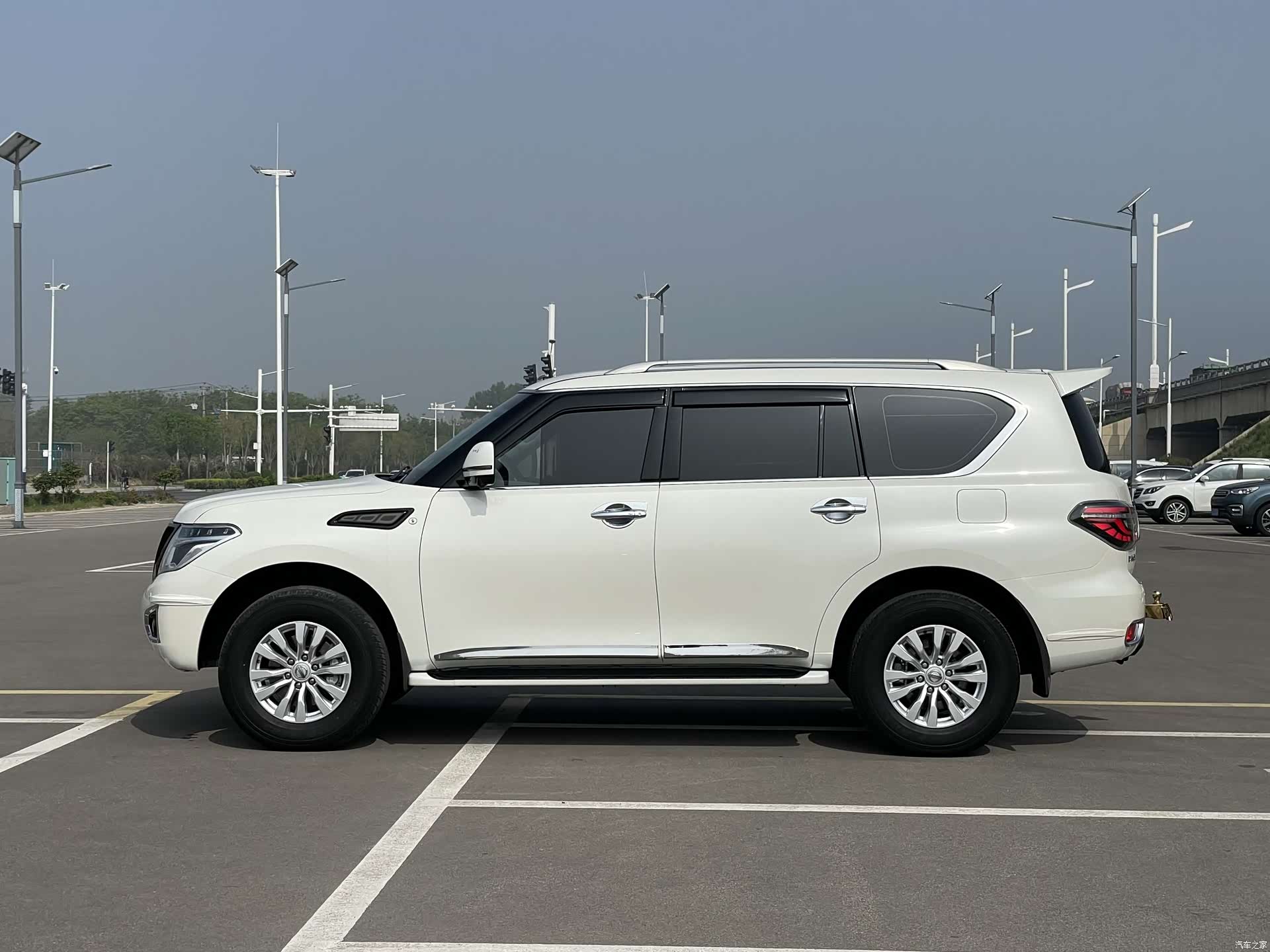 Nissan Patrol, 2017 7