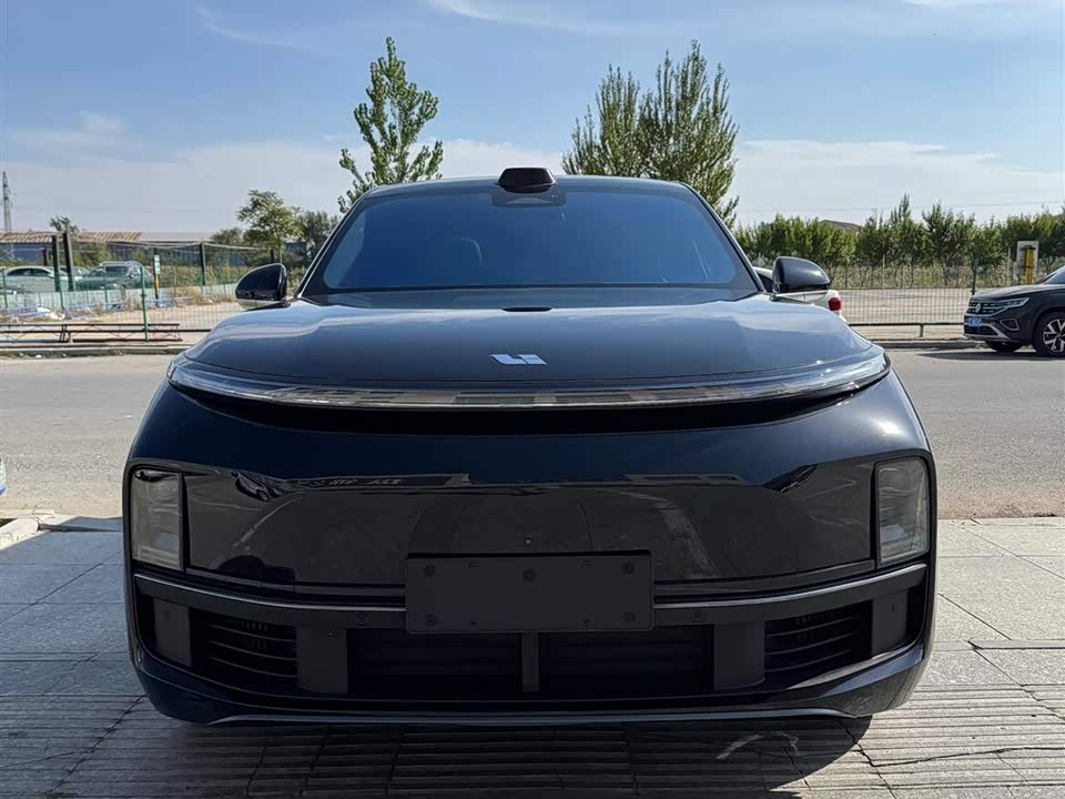Li Auto Ideal L8