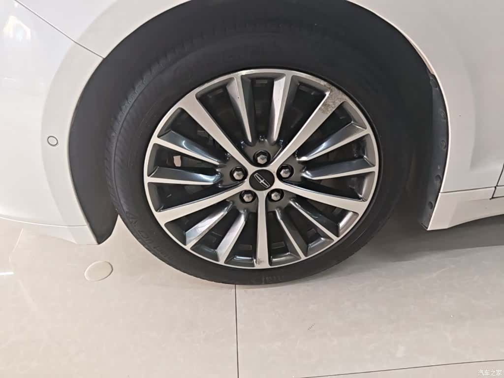 Lincoln MKZ, 2018 23