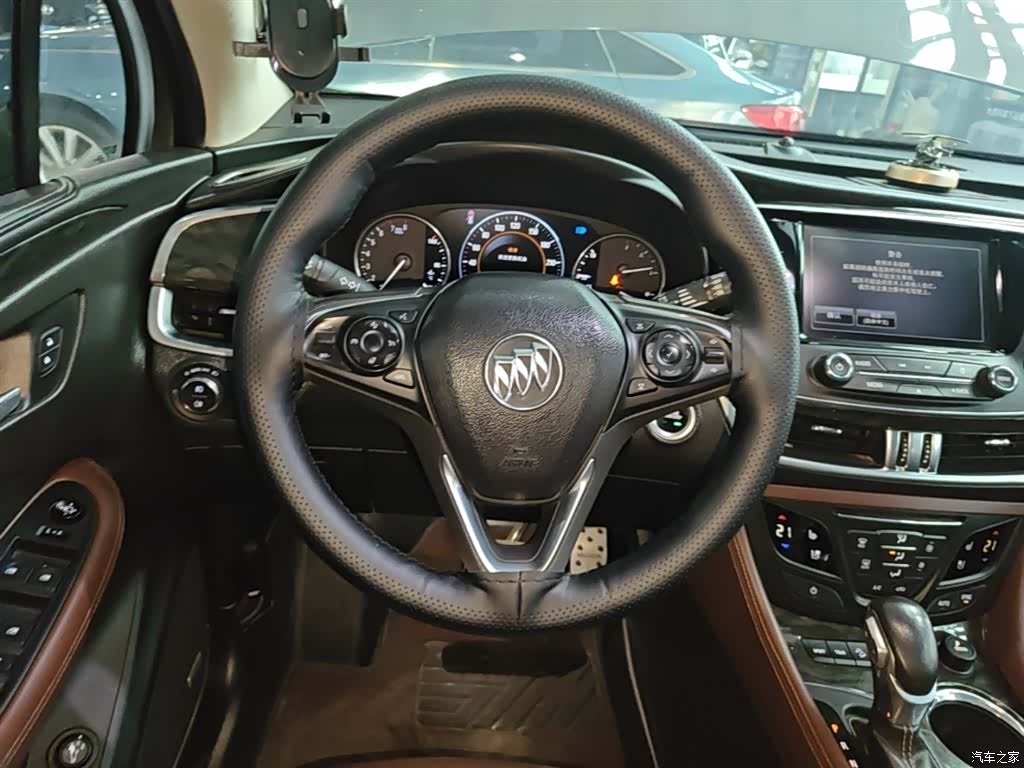 Buick Envision Plus, 2015 11