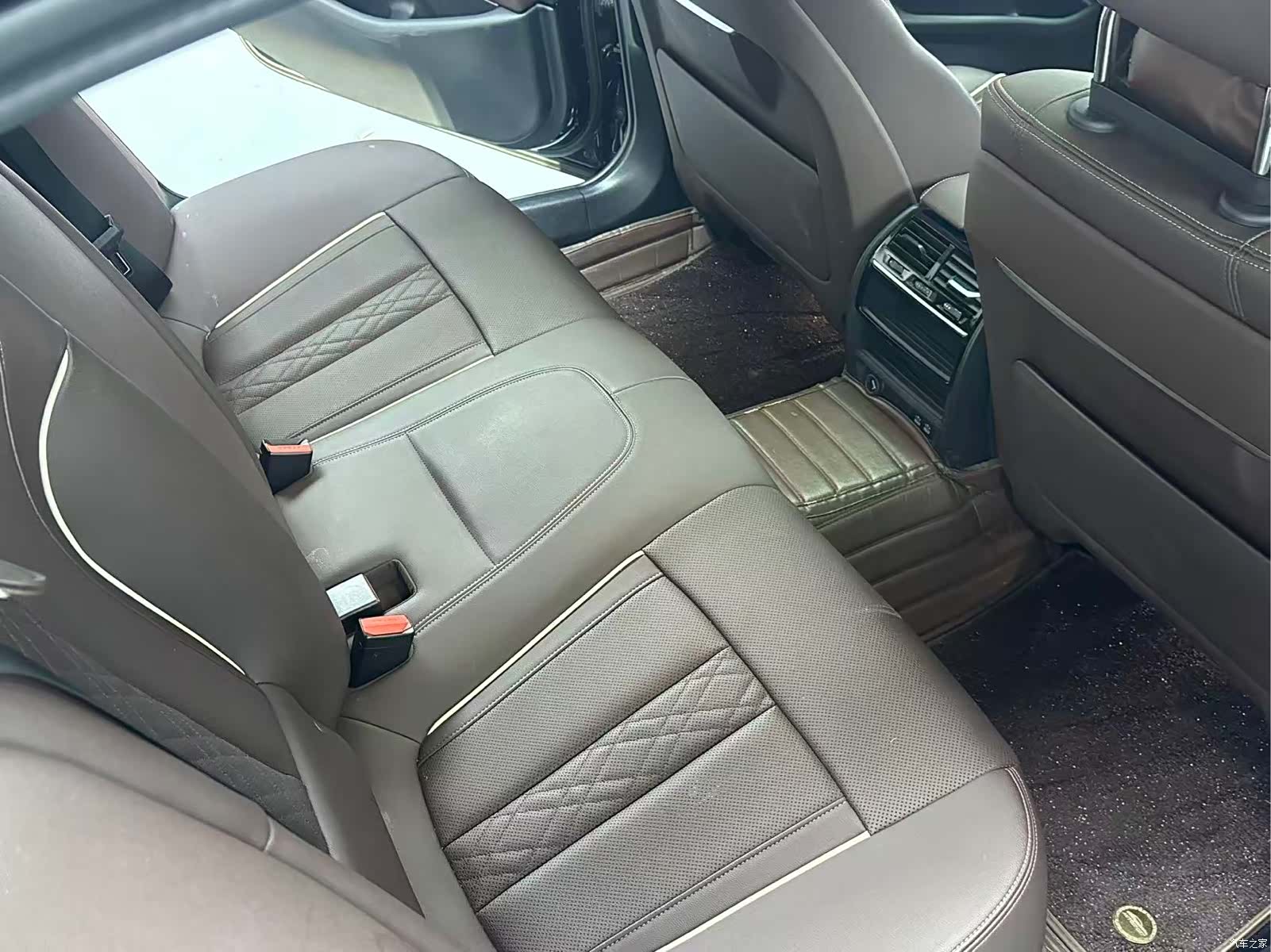 BMW 5 Series, 2020 11