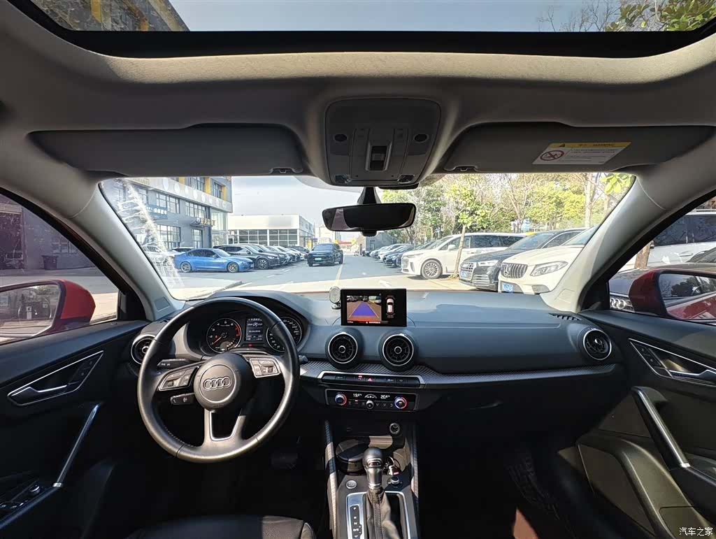 Audi Q2L, 2021 16