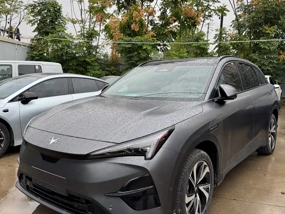 ARCFOX Polar Fox Alpha T5