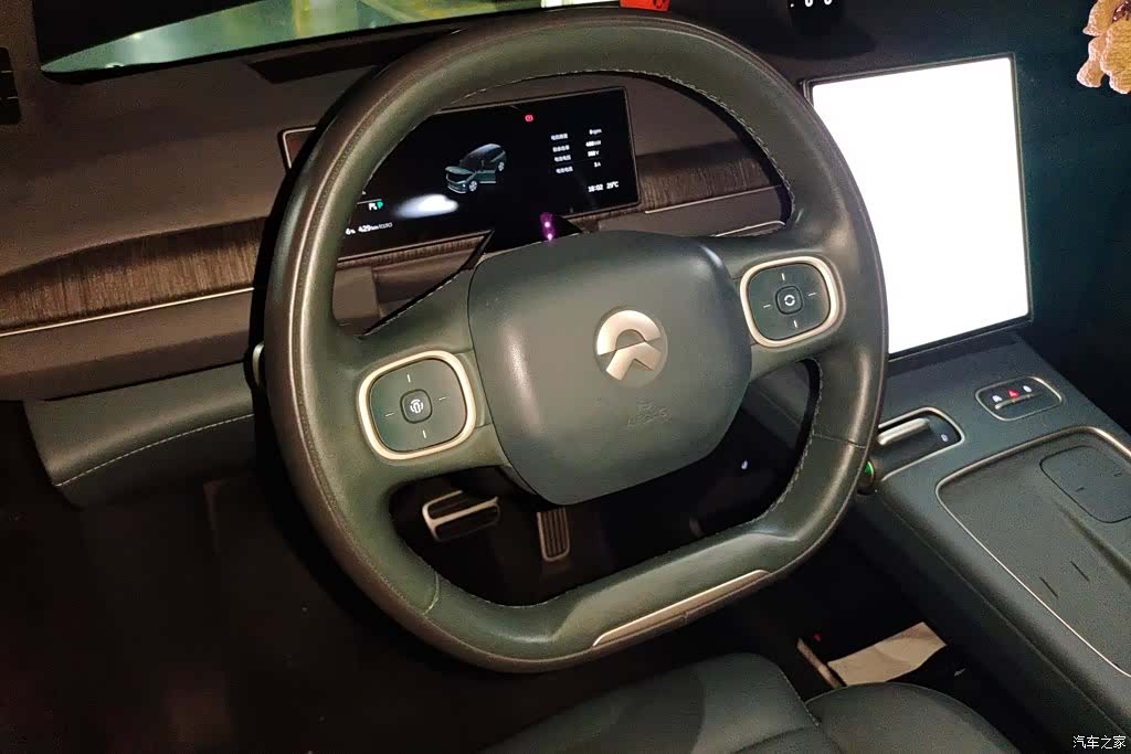 NIO ES8, 2023 15