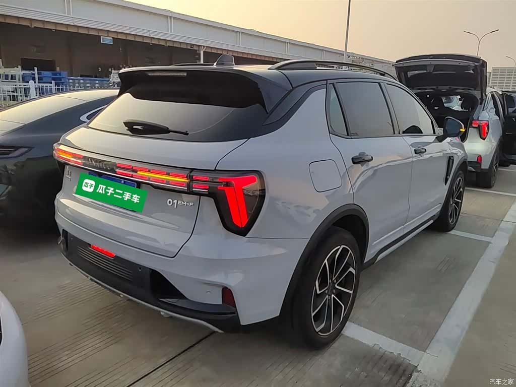 Lynk & Co 01, 2023 все фото