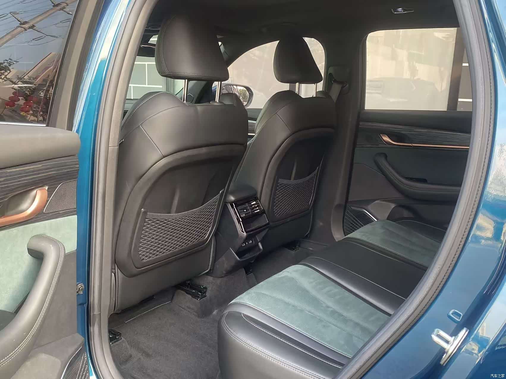 Geely Xingyue L, 2024 14