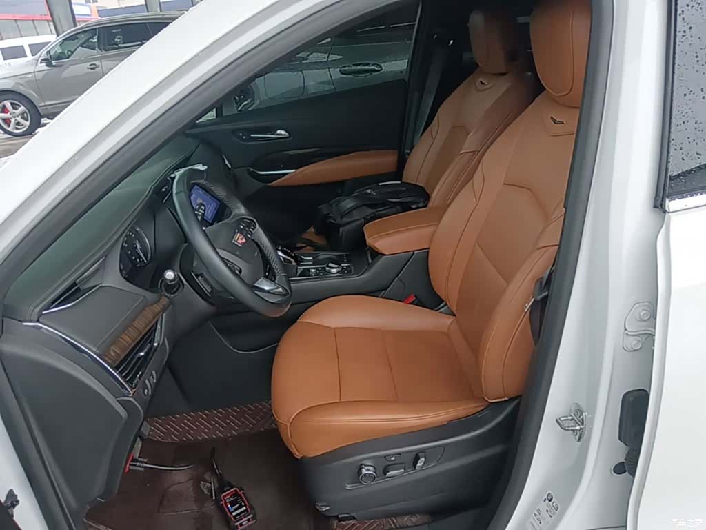 Cadillac XT4, 2022 15