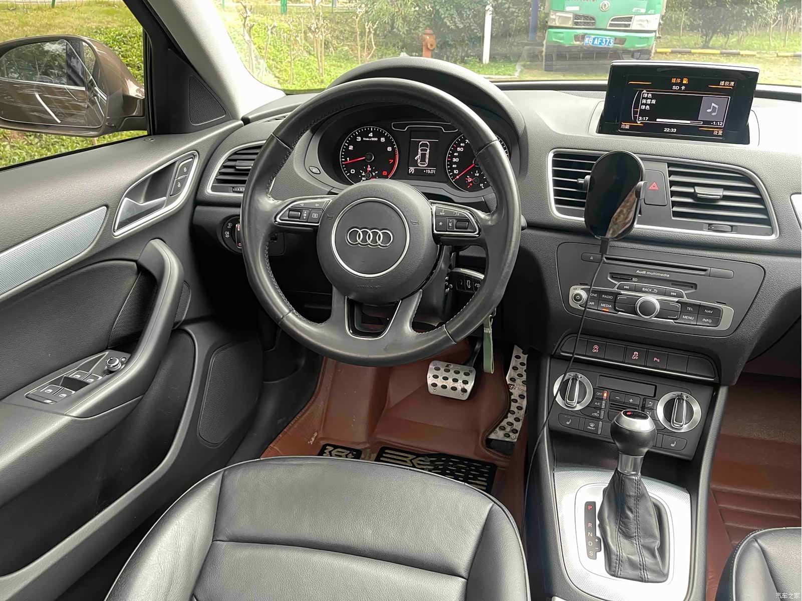 Audi Q3, 2015 16
