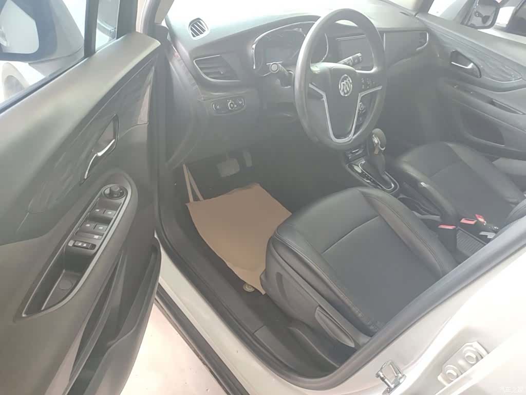 Buick Encore, 2017 16
