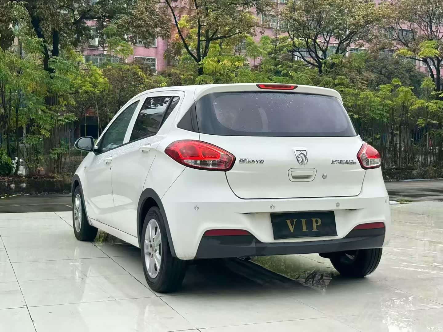 Wuling 310, 2017 9