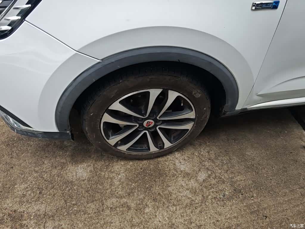 Roewe RX3, 2020 23