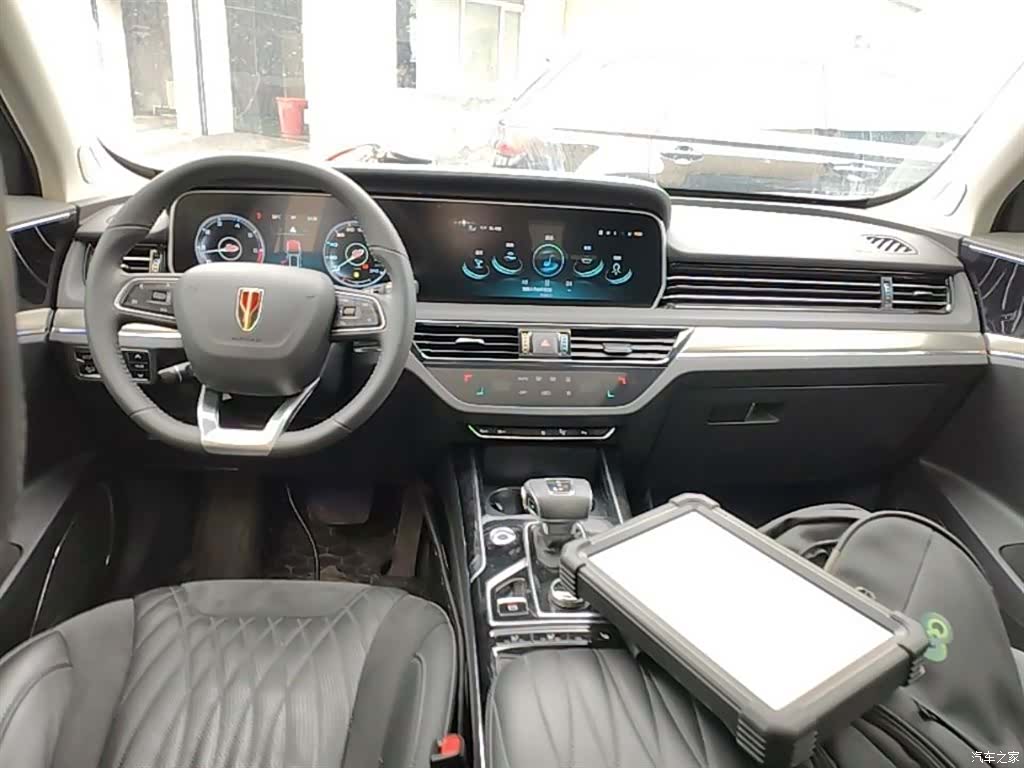 Hongqi HS5, 2022 10