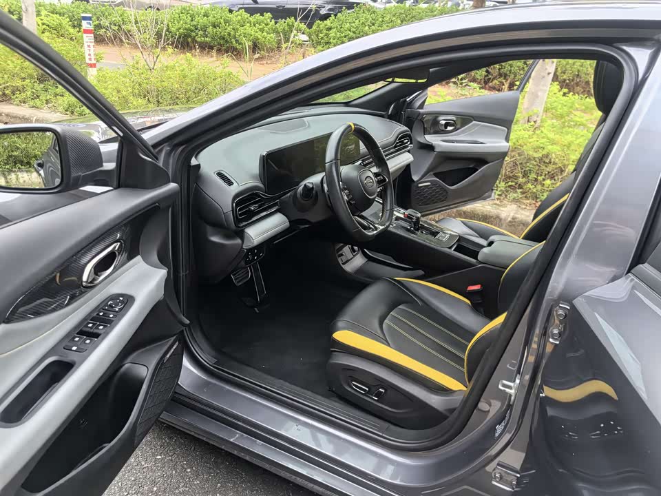 Trumpchi Shadow Leopard