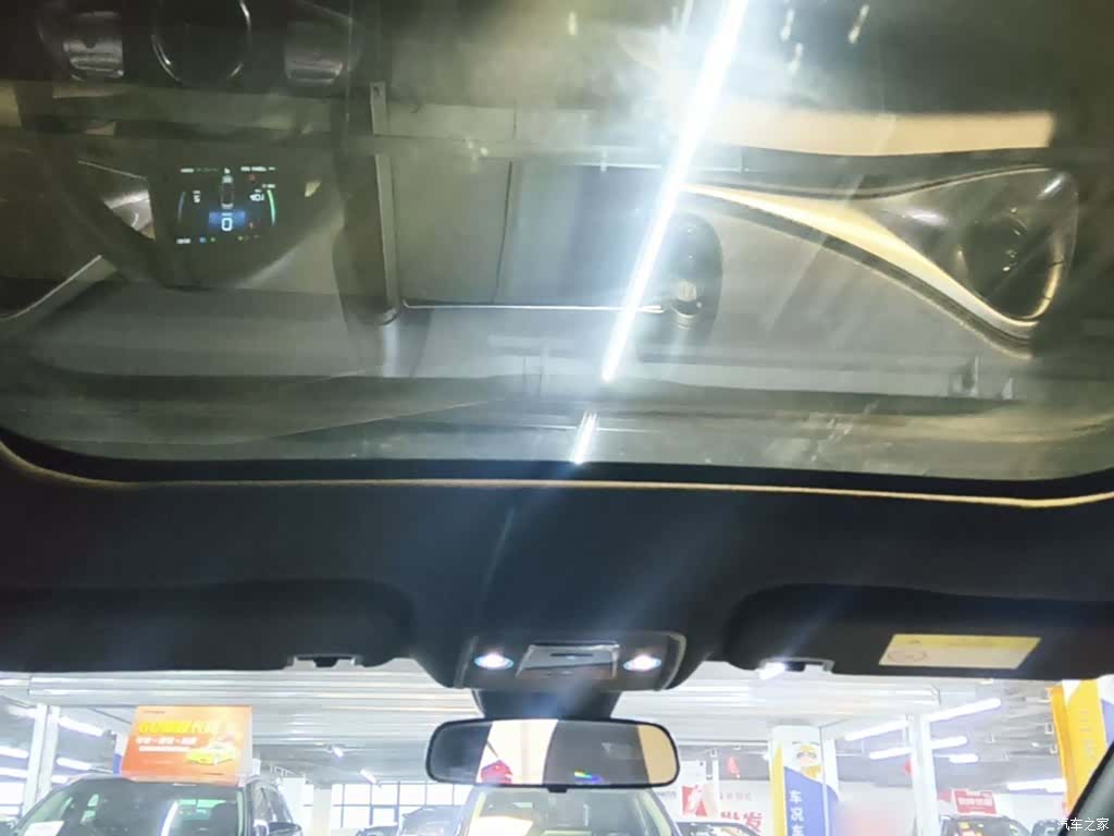 BYD Dolphin, 2023 18