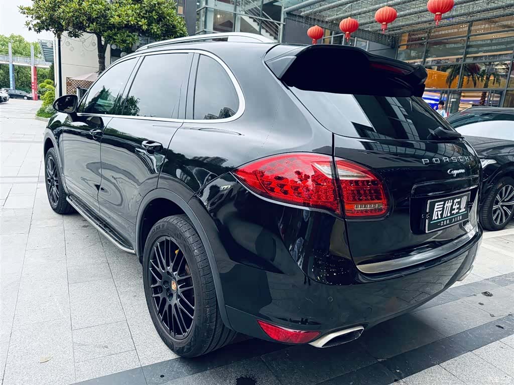 Porsche Cayenne, 2012 7