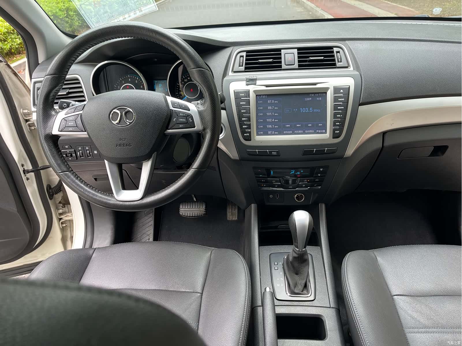 BAIC X65, 2016 8