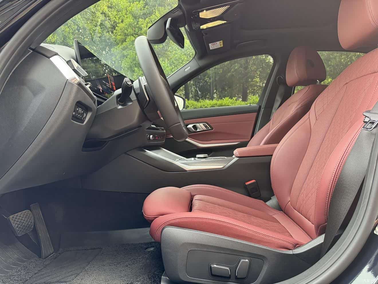 BMW 3 Series, 2024 11