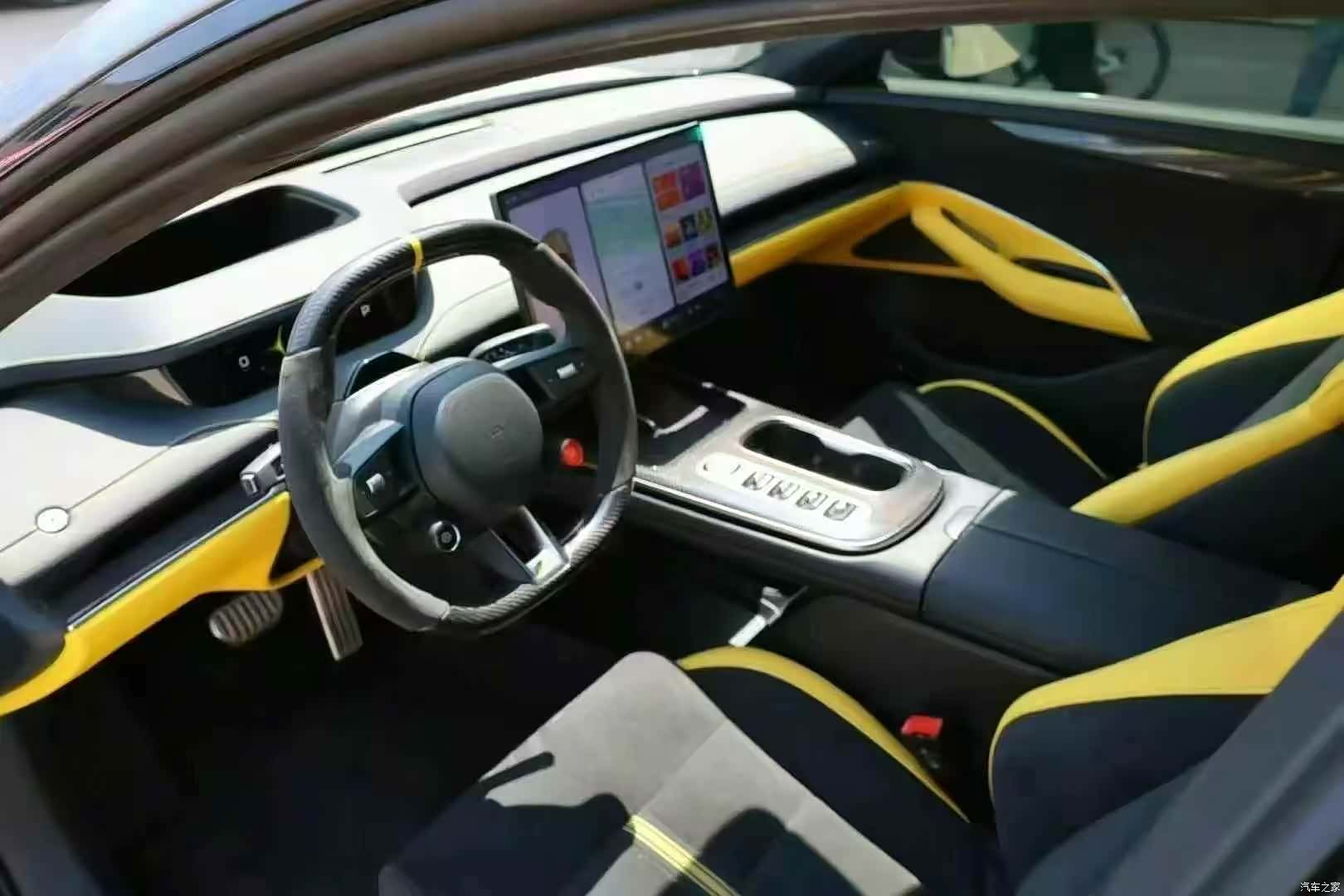 Xiaomi SU7, 2025 все фото