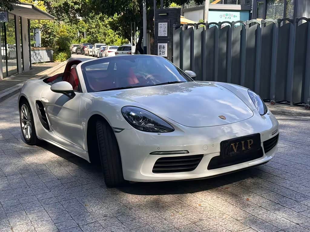 Porsche 718