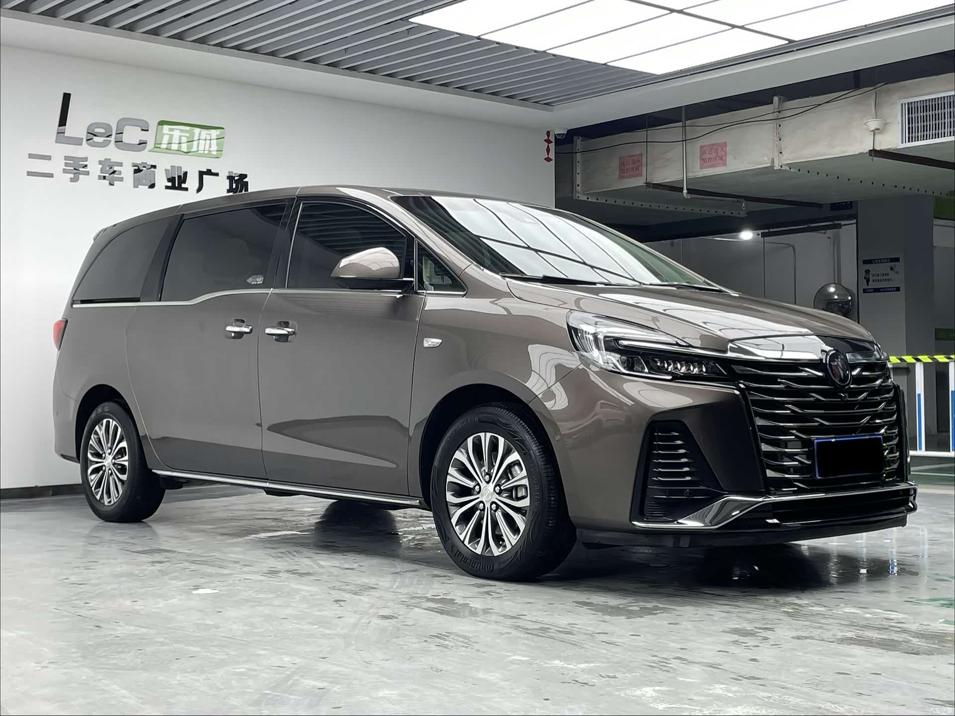 Buick GL8, 2023 2